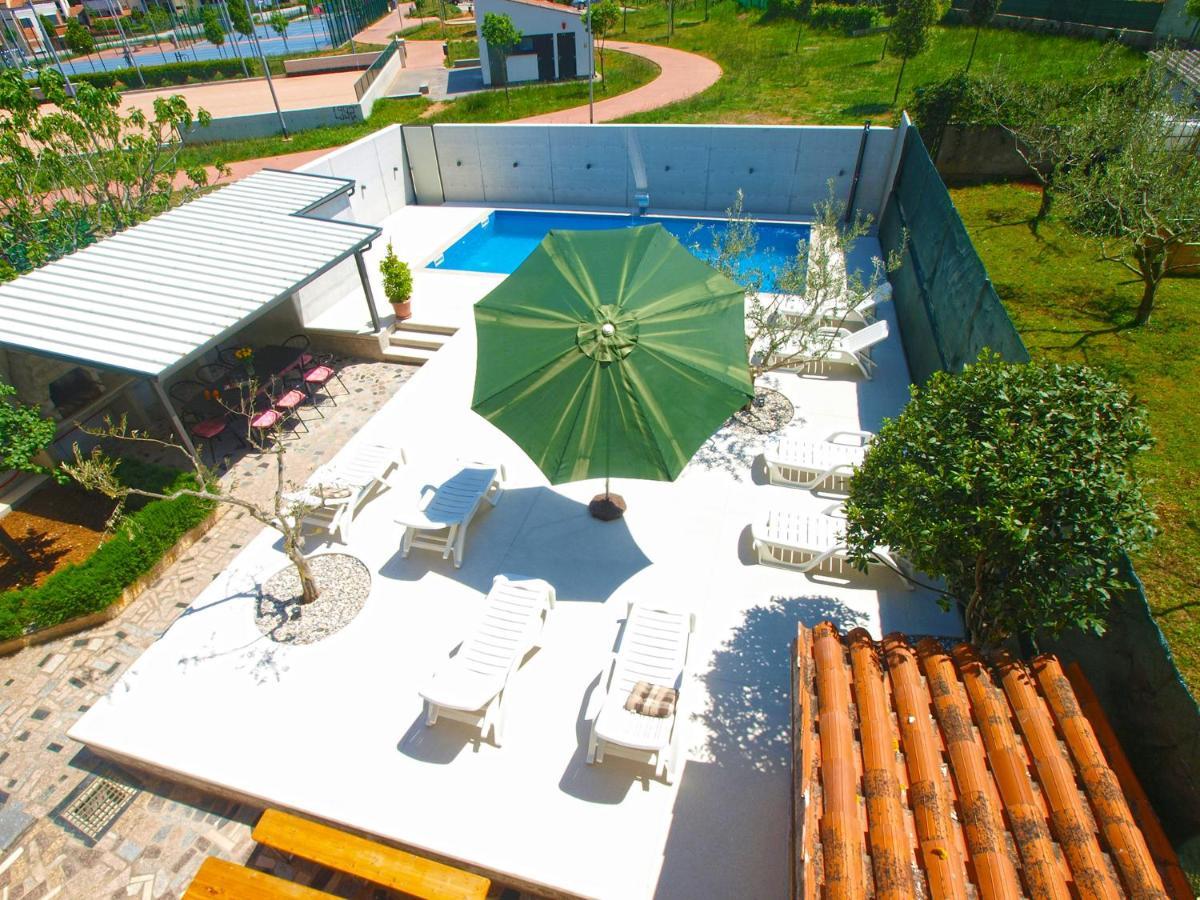 House Pula 2080 Villa Luaran gambar
