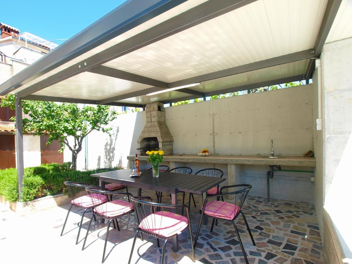 House Pula 2080 Villa Luaran gambar