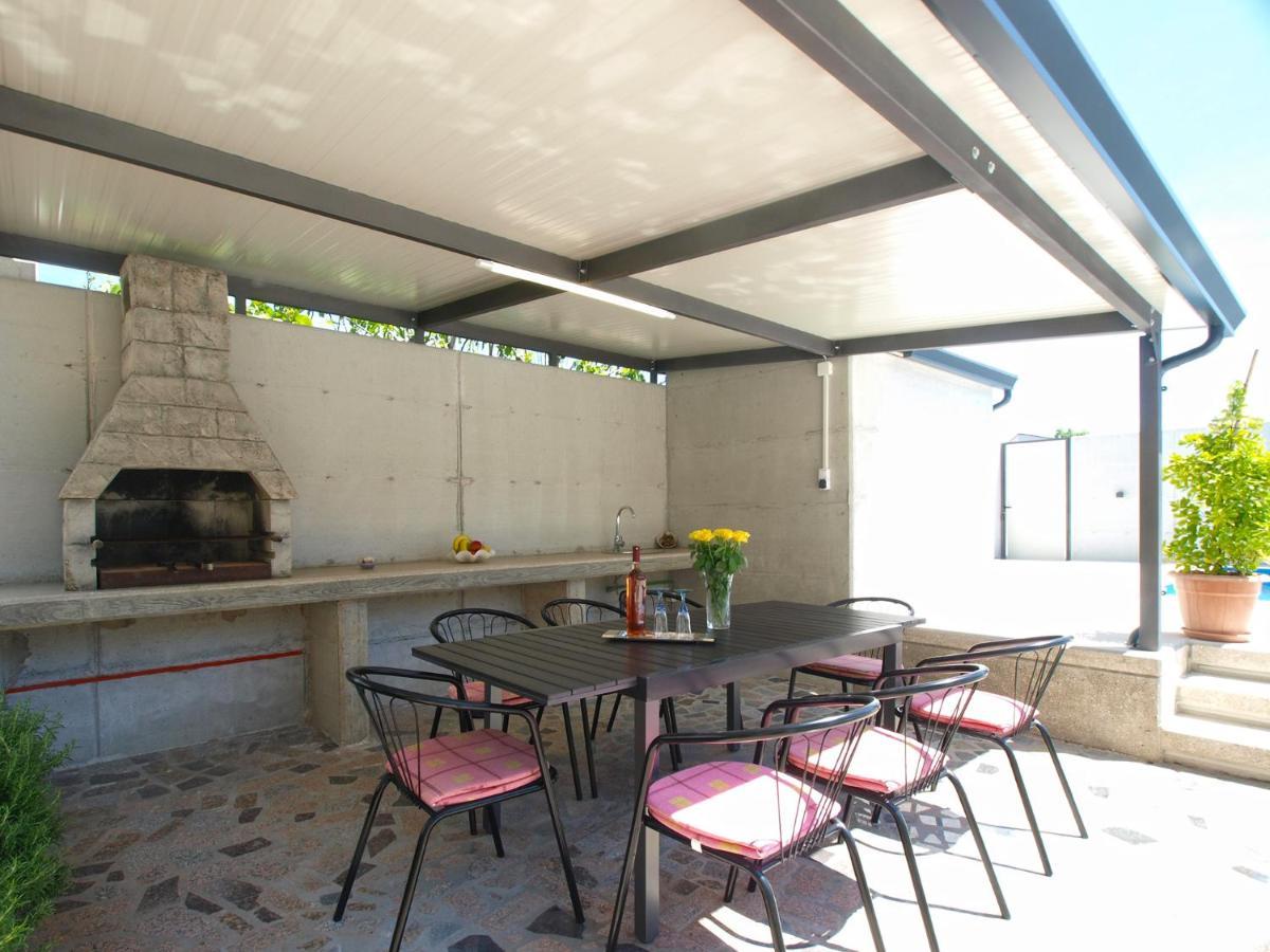 House Pula 2080 Villa Luaran gambar