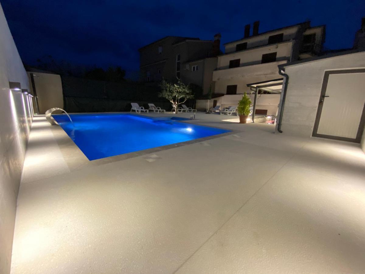 House Pula 2080 Villa Luaran gambar